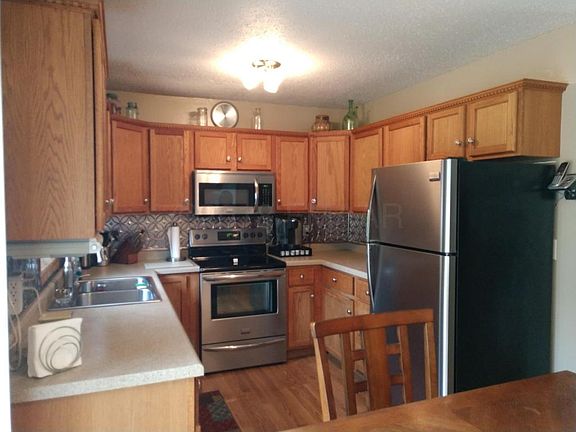 4th image of 513 2nd Ave NW