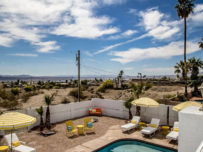 2906 Castaway Dr — Photo 11