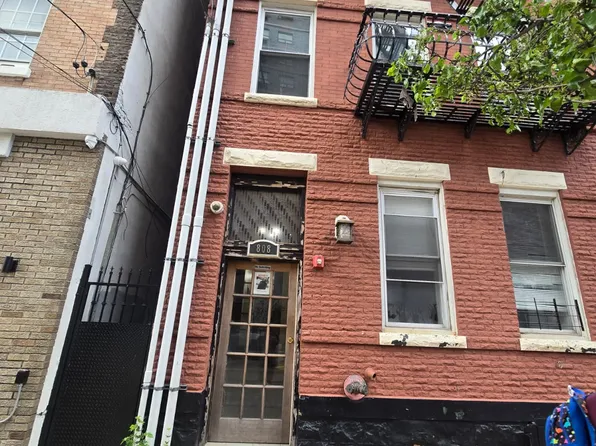 808 22nd St APT 1A, Union City, NJ 07087