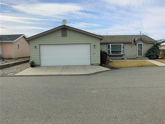 2nd image of 5 Laguna Pl W
