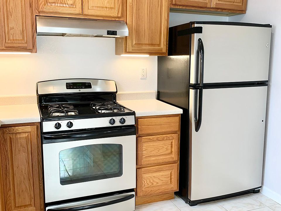 Unit #1 kitchen