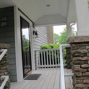 4th image of 271 Shore Dr