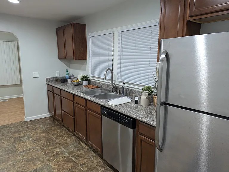 4609 NE 74th Ave — Photo 12