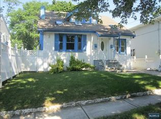 110 3rd St, Ridgefield Park, NJ 07660