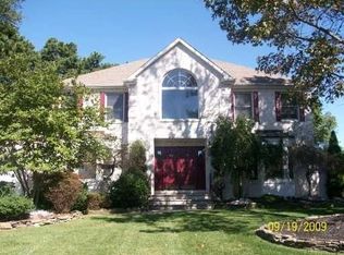 96 Anderson Ave, Monroe Township, NJ 08831