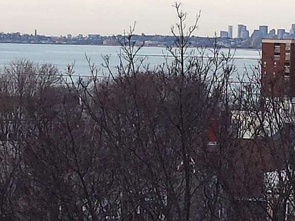 3rd image of 300 Lynn Shore Dr APT 806