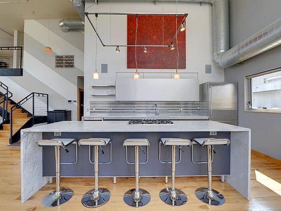 3rd image of 521 S 7th St Unit 705