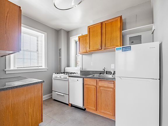 Classic apartment kitchen at The Melwood