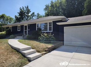 3251 Quail Ave N, Golden Valley, MN 55422