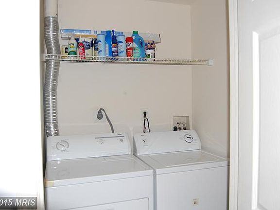 4th image of 9700 Lake Pointe Ct APT 301