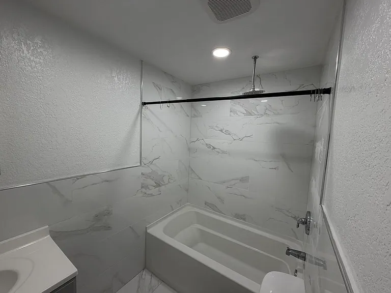 442 Winters St — Photo 36