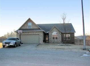 798 S Hackberry Ave, Nixa, MO 65714