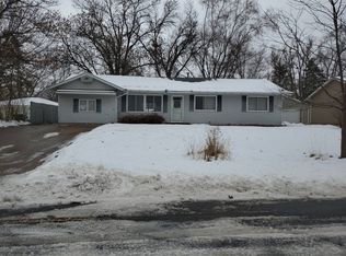 10408 Arrowhead St NW, Coon Rapids, MN 55433