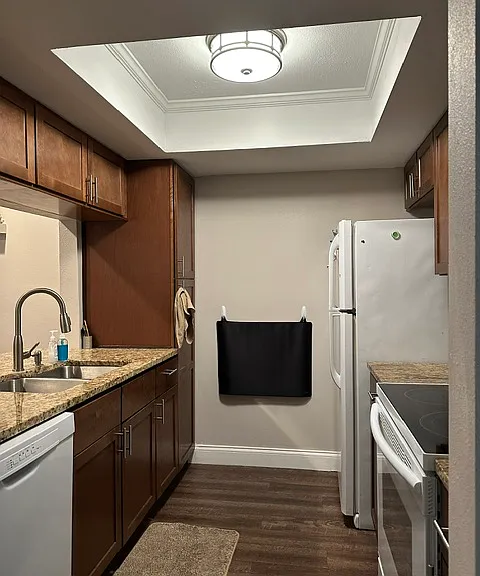 4500 E Bay Dr — Photo 12
