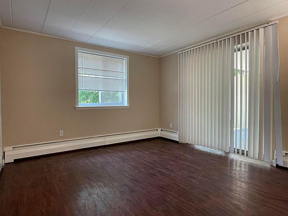 2nd image of 18 Nelson Dr