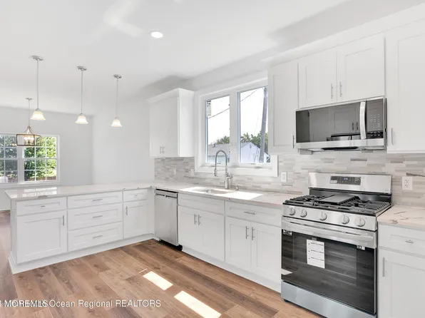 423 Prospect Avenue, Union Beach, NJ 07735