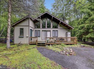 115 Pineknoll Dr, Lake Harmony, PA 18624