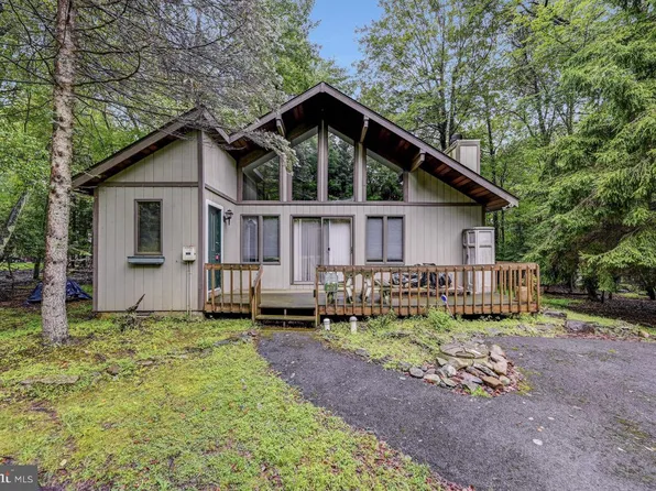115 Pineknoll Dr, Lake Harmony, PA 18624