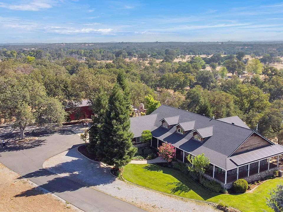 1st image of 21926 Regna Dr