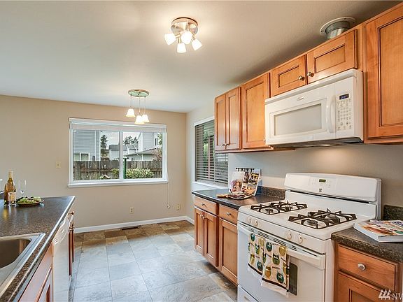 5th image of 1725 M St NE