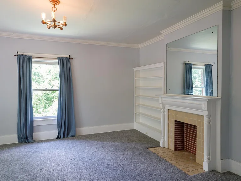 1019 Findley Ave — Photo 9