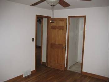 3rd image of 2560 Maplecrest Dr