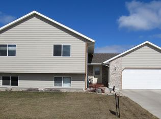 100 W St Nicholas St, Tea, SD 57064