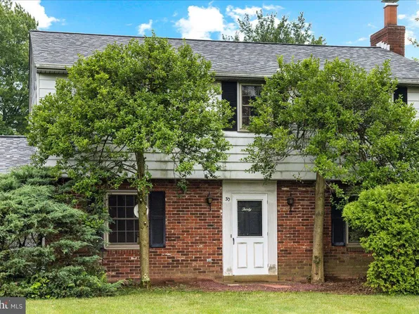 30 Hayhouse Rd, Perkasie, PA 18944