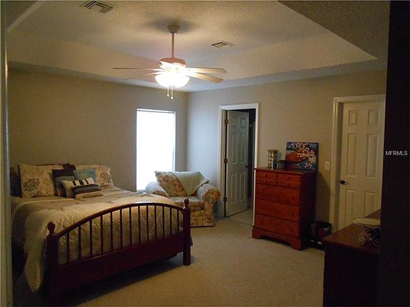 5th image of 1607 Poinsettia Way