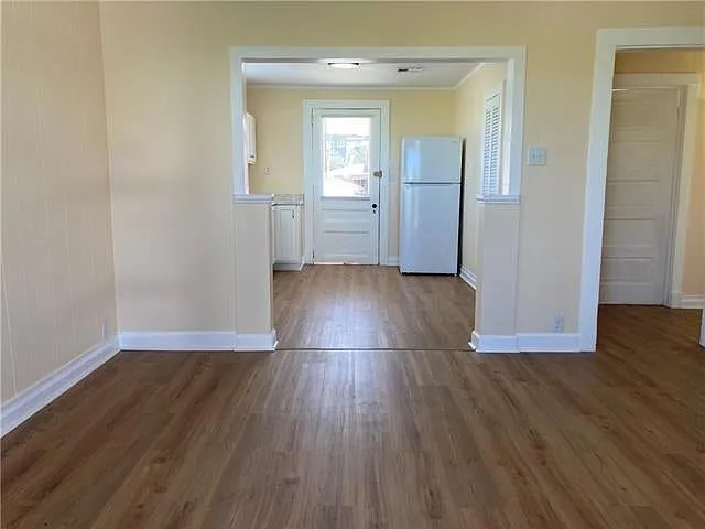 2 bed, 800 sqft, $1,600 — Photo 4