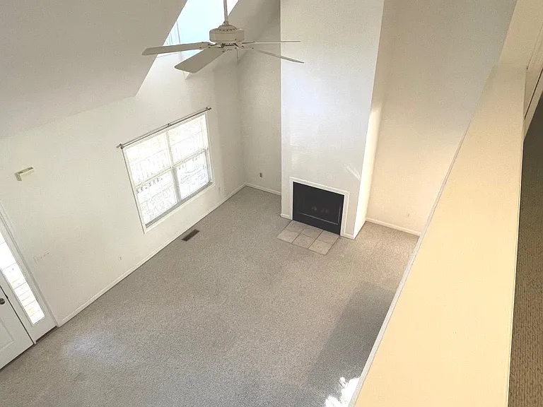 921 S Talbot St #C — Photo 9