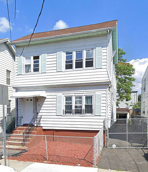 1st image of 222 W End Ave