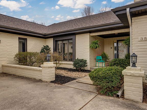 3rd image of 3508 E Sheffield Way
