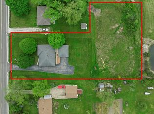 5918 County Road V, Caledonia, WI 53108