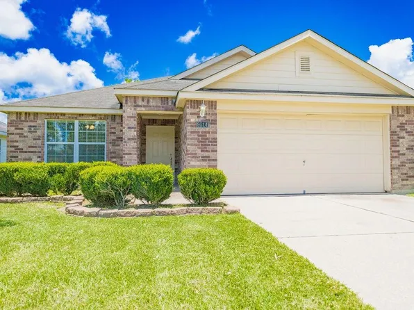 9514 Amberjack Dr, Texas City, TX 77591