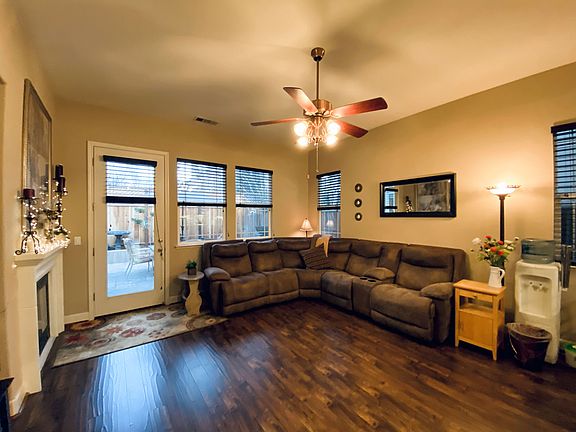 2nd image of 17732 Calle Viento Ct