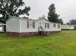 404 E Irwin St, Pinetops, NC 27864