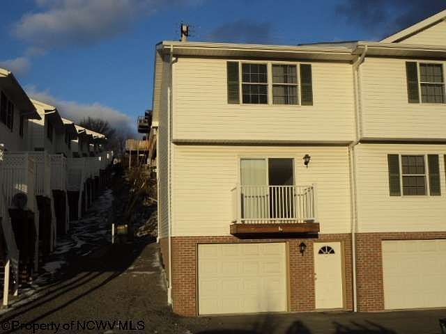 2nd image of 1339 Riddle Ave