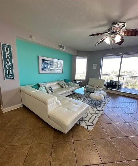 521 Mandalay Ave #704 — Photo 8