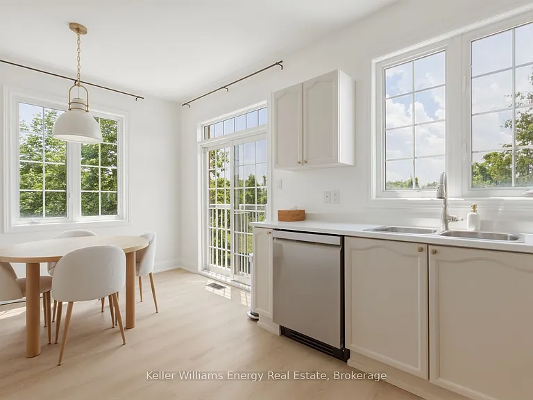 18 Boone Ln — Photo 11