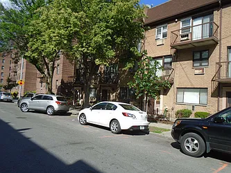 Rented by 18 REALTY