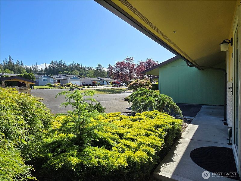 3rd image of 1301 S 3rd Avenue #2B