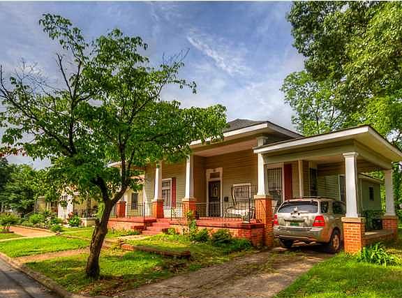 2nd image of 328 Buford St