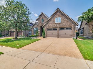 1011 Edgefield Ln, Forney, TX 75126