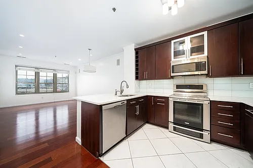 26 Avenue At Port Imperial Photo 1