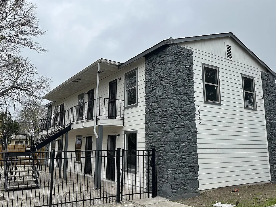 1723 W Mayfield Blvd #5