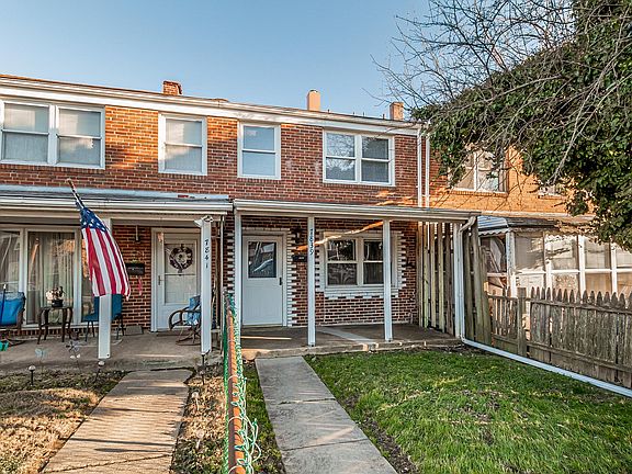 2nd image of 7839 Saint Claire Ln