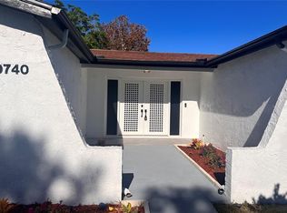 9740 Lakeside Ln, Port Richey, FL 34668