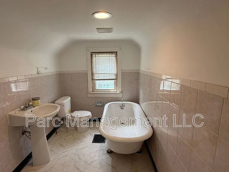 91 Waterly Ave — Photo 11
