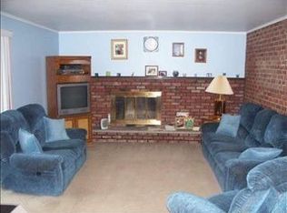 2147 Robinwood Ave, Schenectady, NY 12306